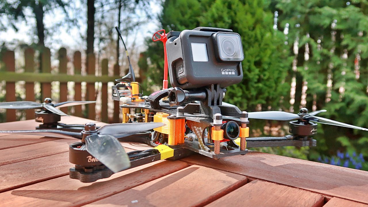 Cinematic 7-inch FPV drone Pirx Seven